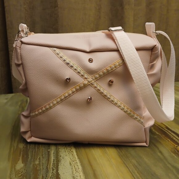 New Travel Sling Crossbody bag Pink Pebbled faux leather Peach rhinestone trim - Picture 2 of 12